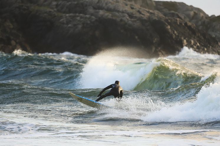 Surfing Sandvesanden 003. kred Ørjan B Iversen