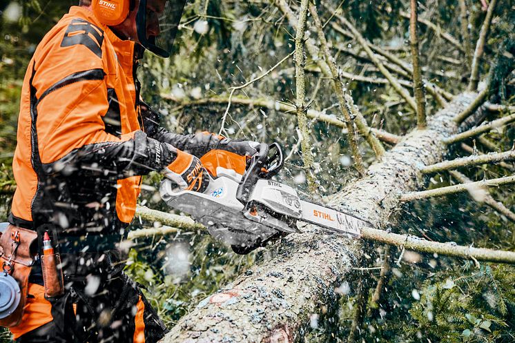 Nye lettere sværd og kæde fra STIHL