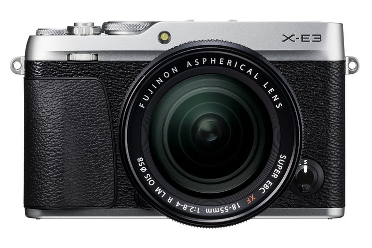 FUJIFILM X-E3 silver with XF18-55mm F2.8-4