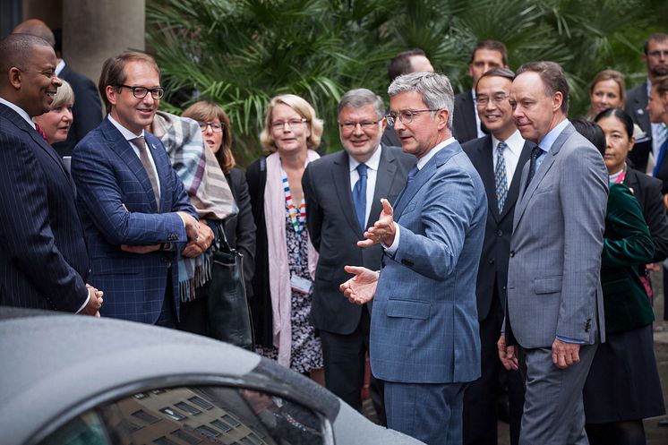 Audi-CEO Rupert Stadler presented piloted driving concept to the G7 Secretaries of Transportation