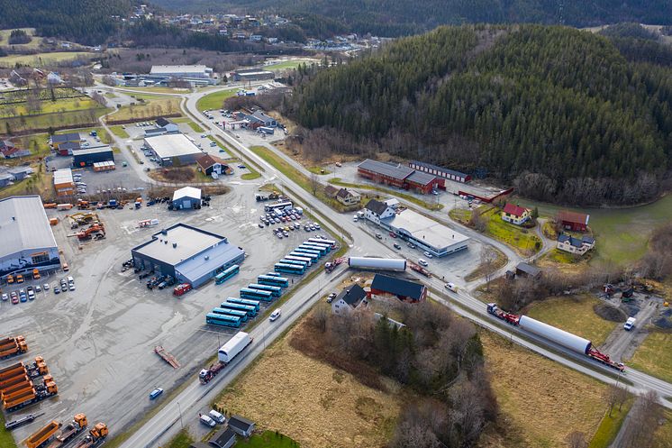 Transport fra Monstad til Kvenndalsfjellet, 27.4.2020