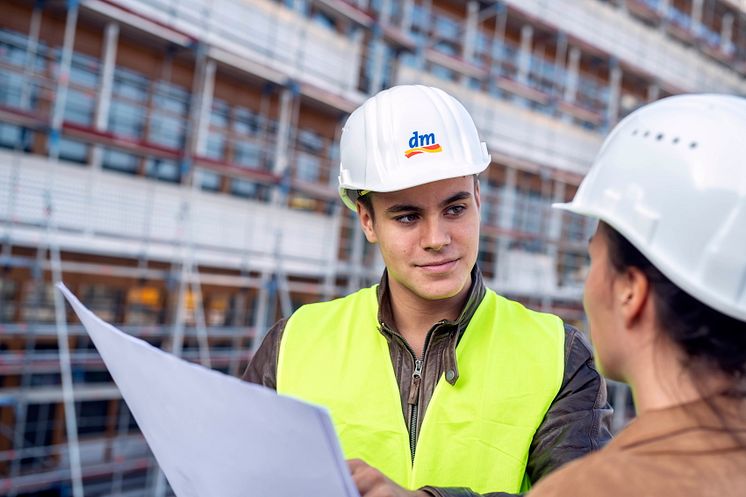 dm bietet neuen dualen Studiengang im Bereich Bauingenieurwesen