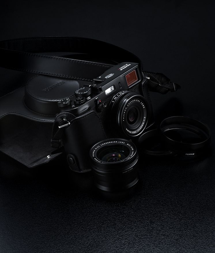 FUJIFILM X100S Black