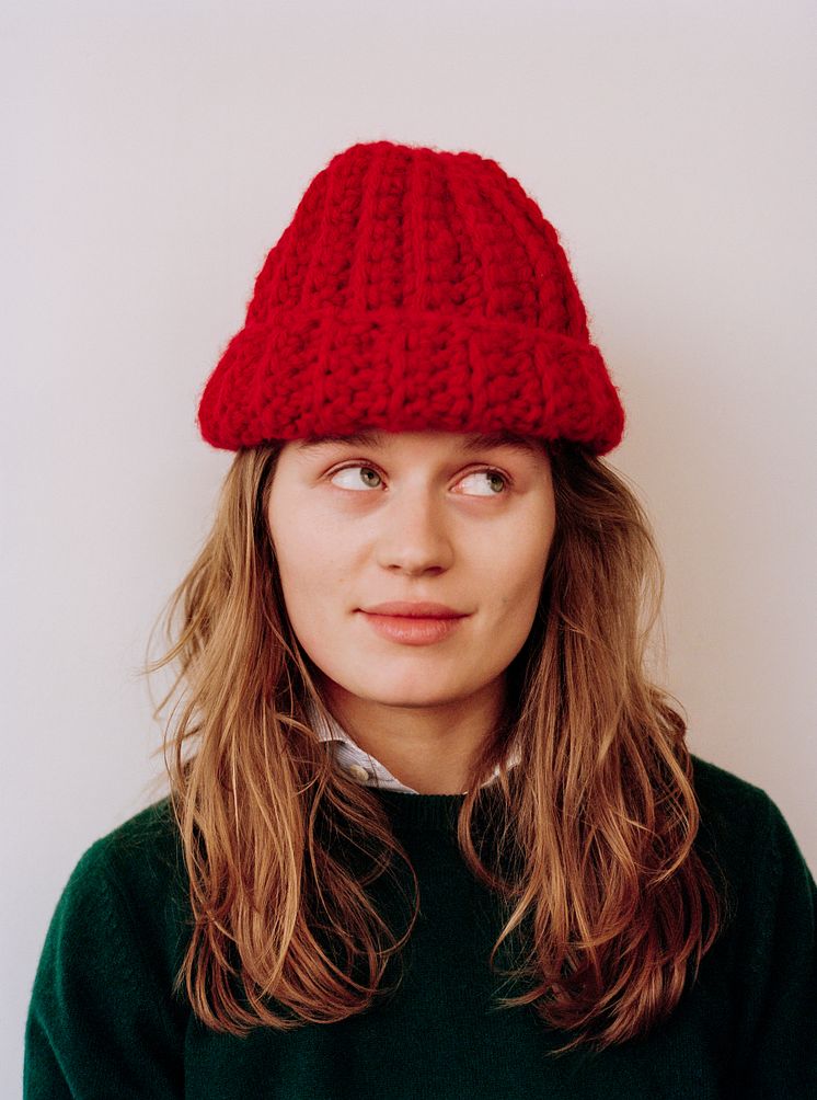 girl in red - pressbild