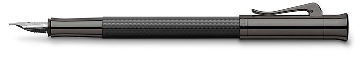 145311_Fountain pen Guilloche Black Edition F_PM4_High Res_76065