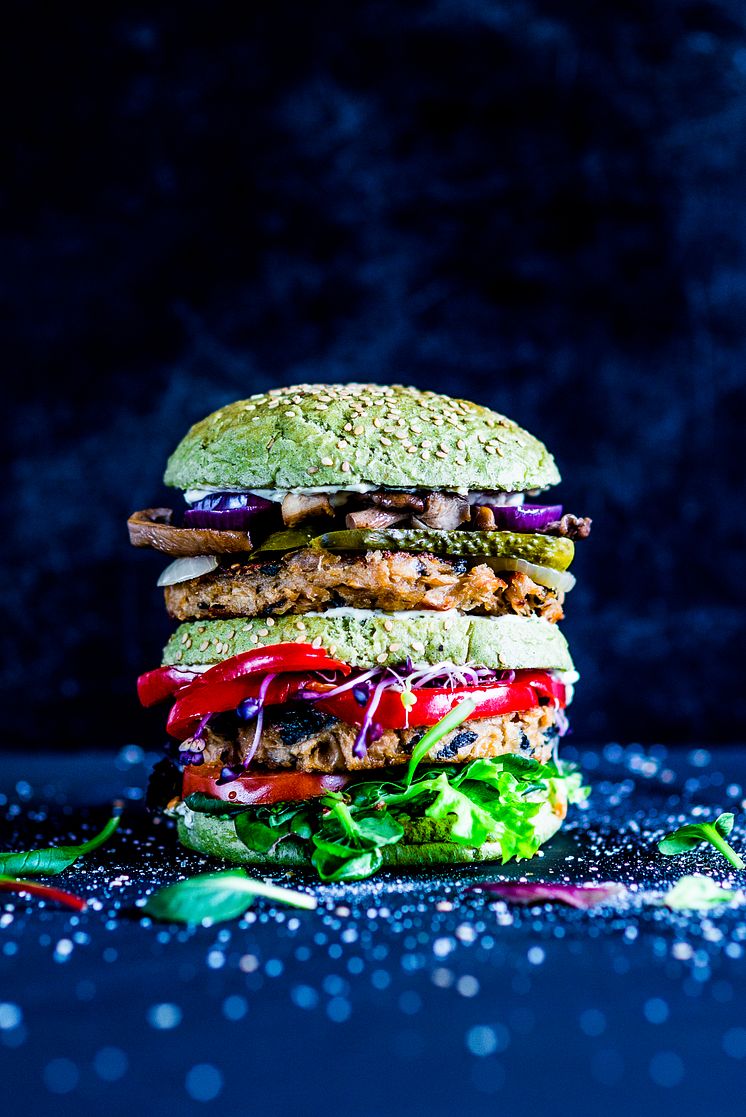 The Dutch Weed Burger 3.jpg