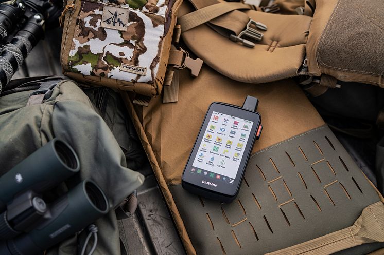 Garmin_Montana 7xx1.jpg