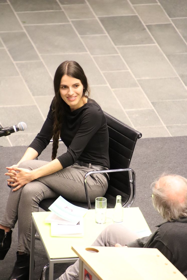 Artist in Residence 2020: Buchpremiere mit Larissa Schleher