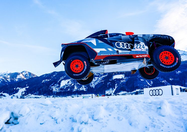 Audi RS Q e-tron #224 (Team Audi Sport), Mattias Ekström (GP Ice Race 2022)