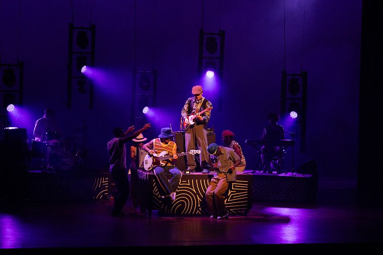Scene foto GROOVE première - Photo by Emile Vrolijk  (23).JPG