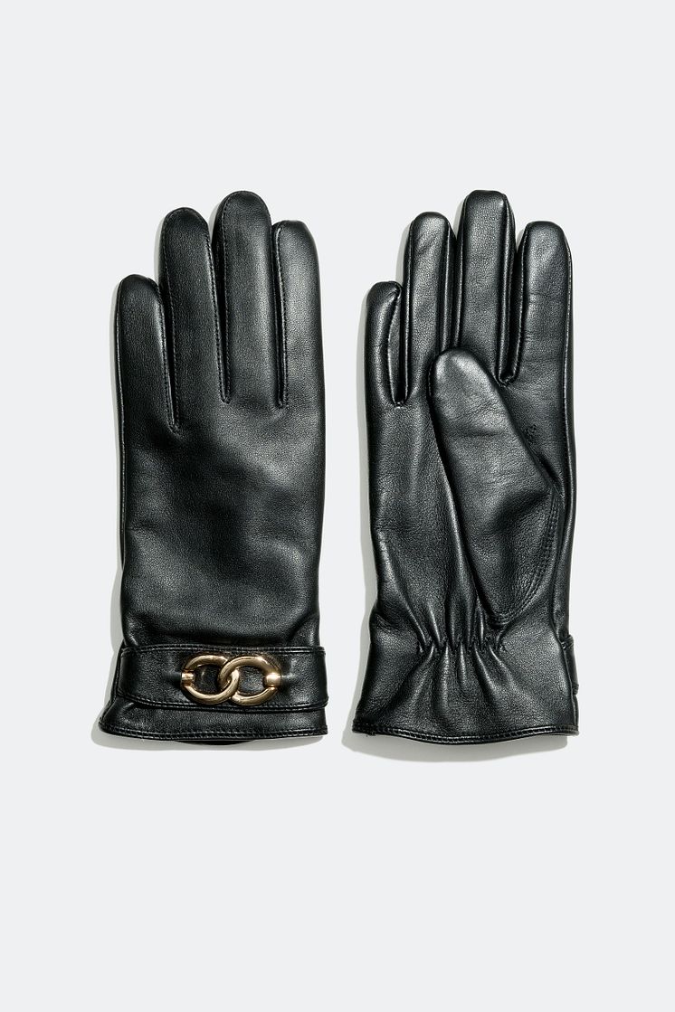 Leather gloves with chain detail