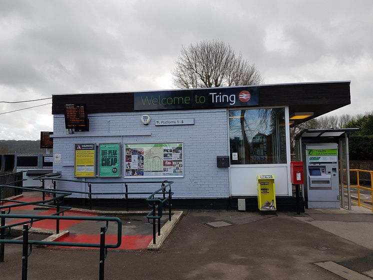 Tring station 