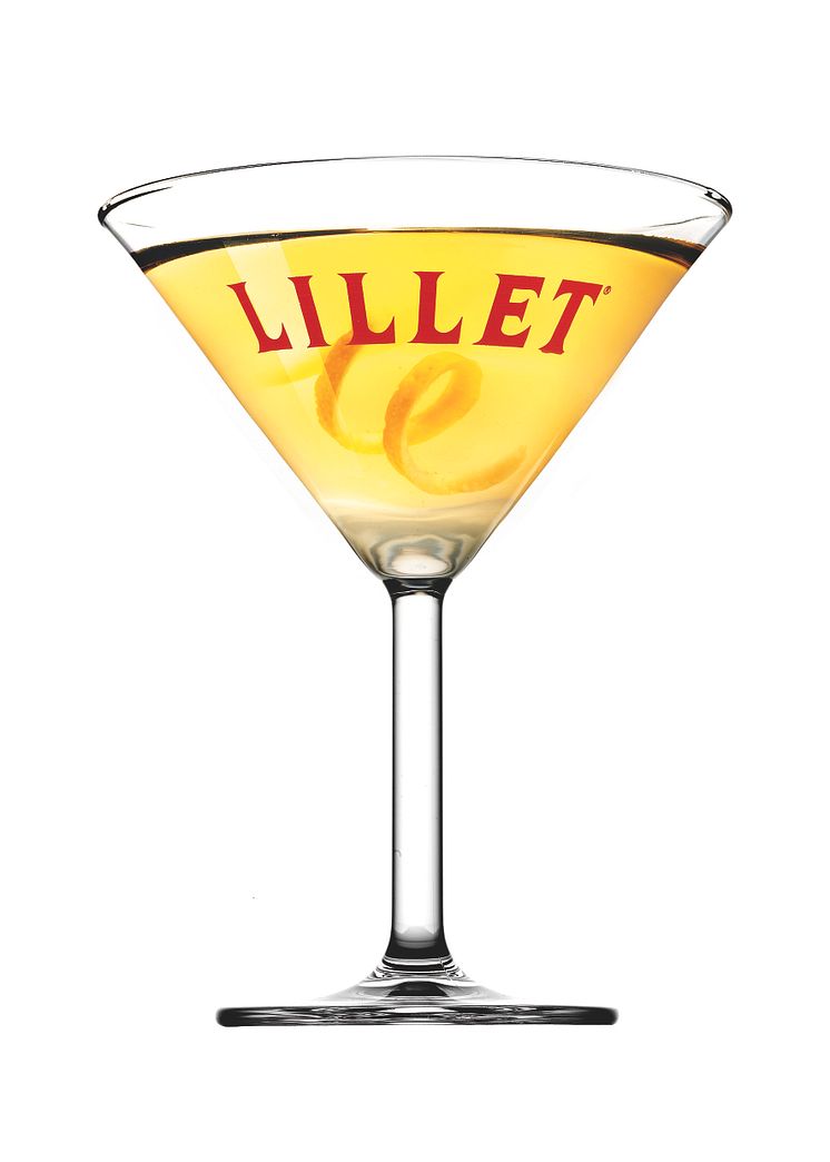 Lillet Vesper cocktail