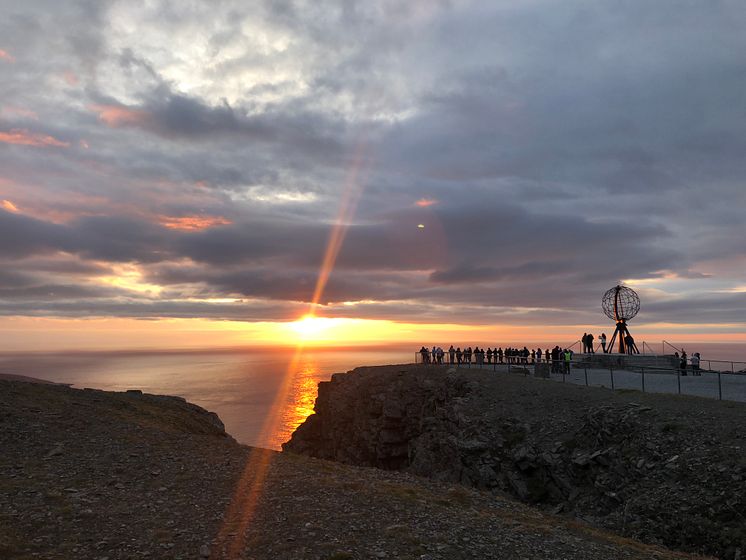 Sunset at The North Cape-Harald Hansen - VisitNorway.com (1).JPG