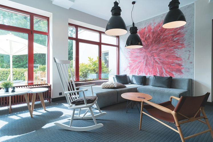 seminaris-hotel-bad-honnef-lobby-lounge-couch-seating-press.jpg