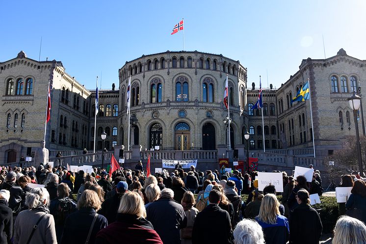 Forsvar kunstnerisk ytringsfrihet – solidaritet med kunstnerne