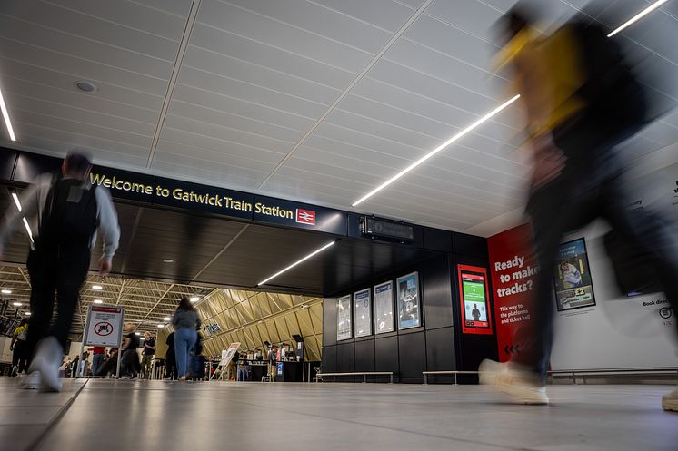 New BSL departures screen at Gatwick