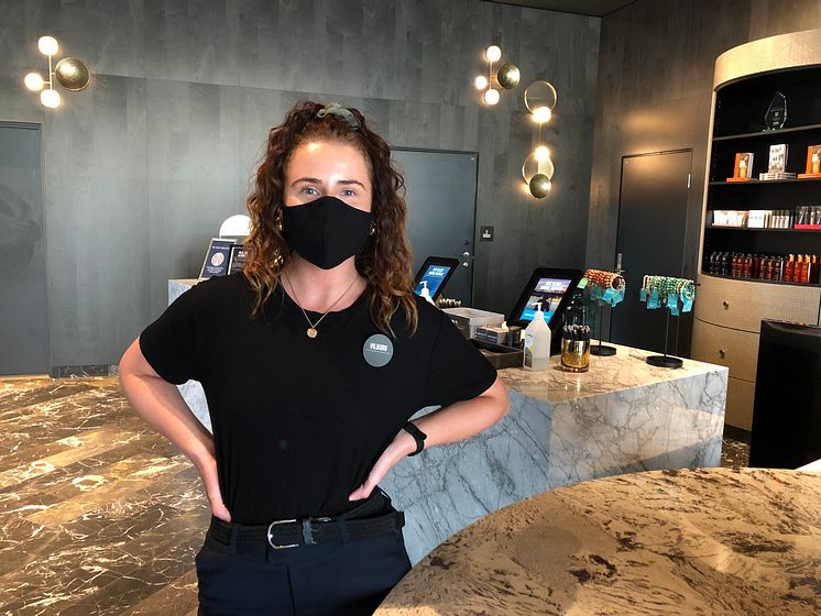 Photo: Staff member with face mask