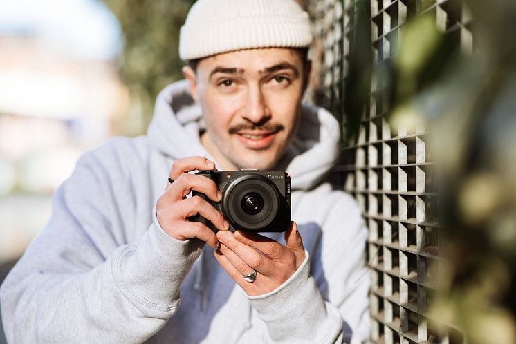 Loved_By_Creators_Lifestyle_Rick_Product_Street_Portrait_3610.jpg