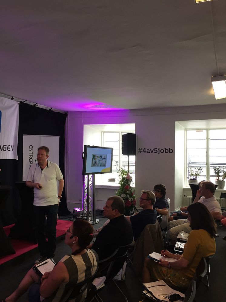 Entreprenörföretagens seminarium under Almedalsveckan "Låt oss bygga bort arbetslösheten och bostadsbristen"