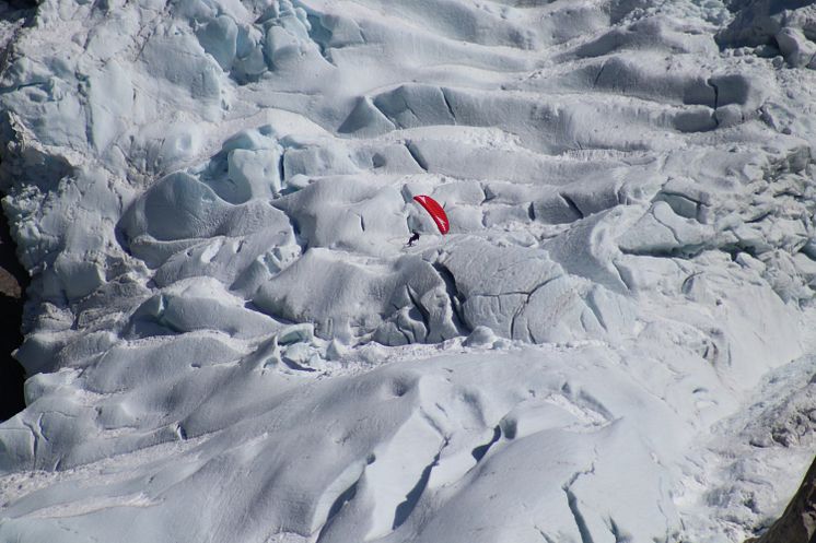 Morten Knapstad på Briksdalsbreen