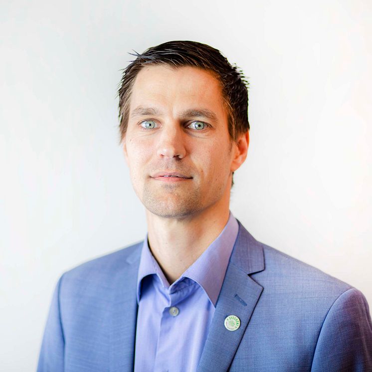 Fredrik Elensky_webb.jpg