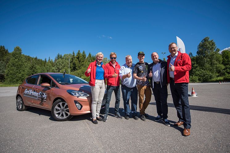 Fra pressekonferansen hvor Ford Motor Norge og forsikringsselskapet If lanserer et unikt opplæromgsprogram for unge sjåfører Ford Driving Skills for Life