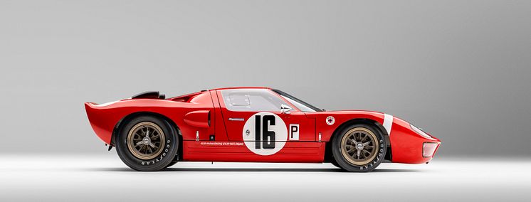 2022 Ford GT Alan Mann Heritage Edition_04