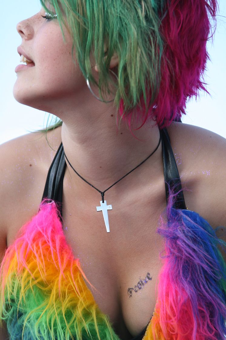 Stockholm EuroPride - regnbågstjej