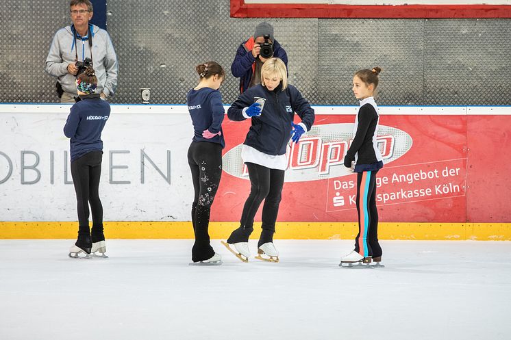 HOLIDAY ON ICE ACADEMY Sommercamp