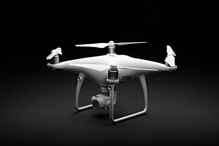 DJI Phantom 4 Advanced (B tilt)