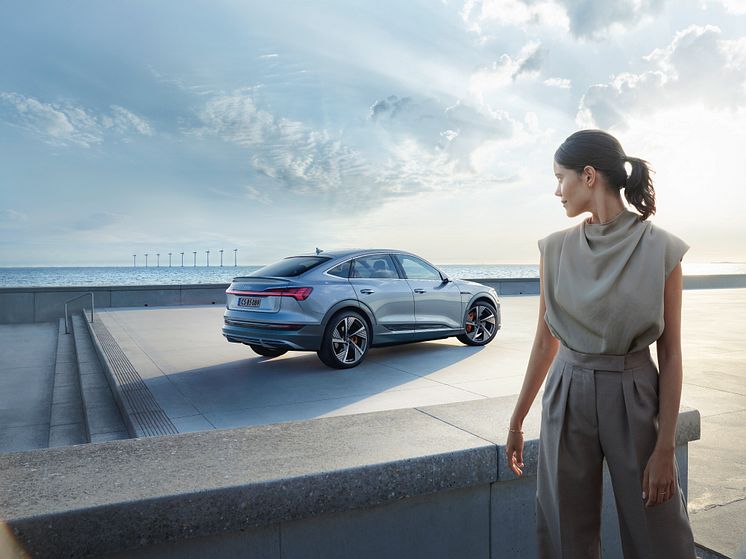 Audi e-tron Sportback ved Amager Strandpark, Danmark