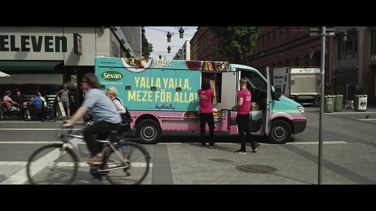 Sevans Mezebil bjuder på sommarens mezeröror i Stockholm!