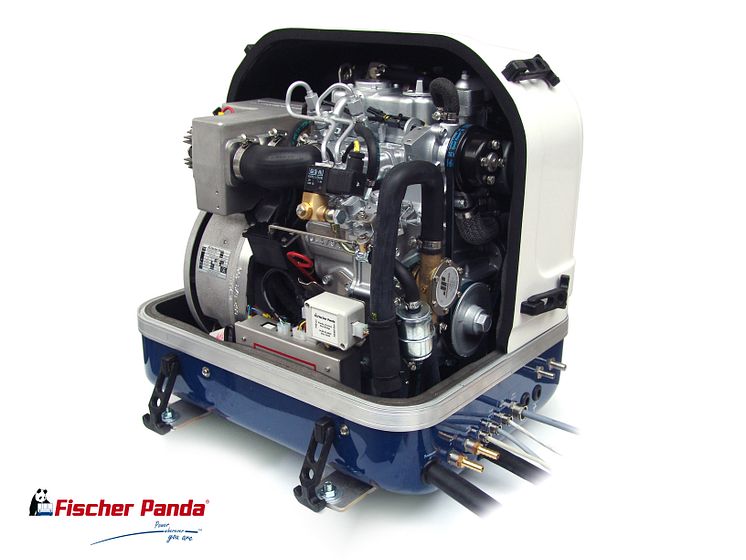 Fischer Panda UK - Panda 8000i.jpg