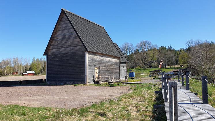 Södra_Råda_kyrka