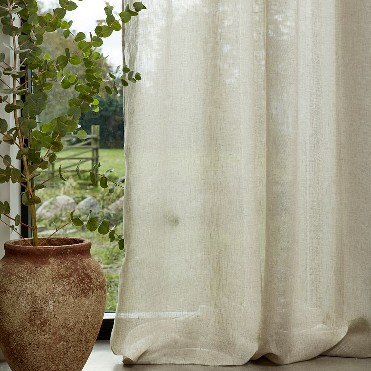 917735 & 9177341 Curtain linen