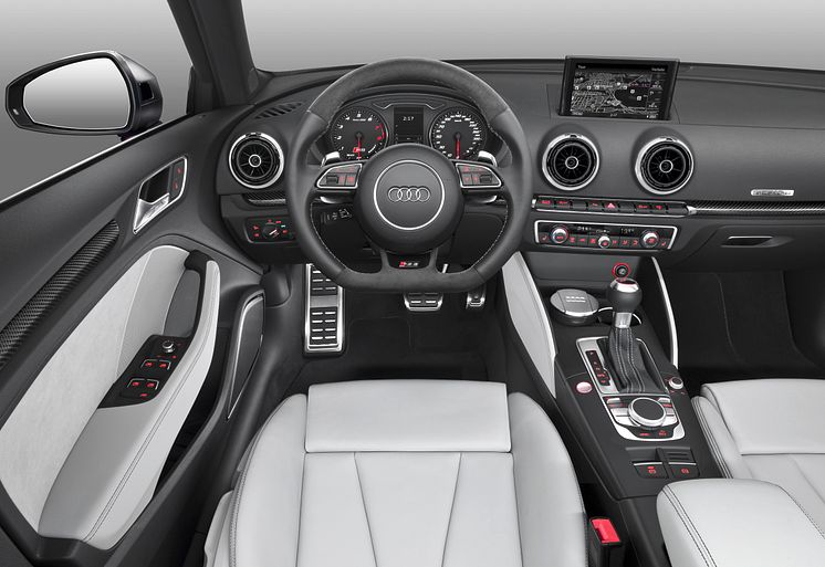 Audi RS 3 Sportback cockpit