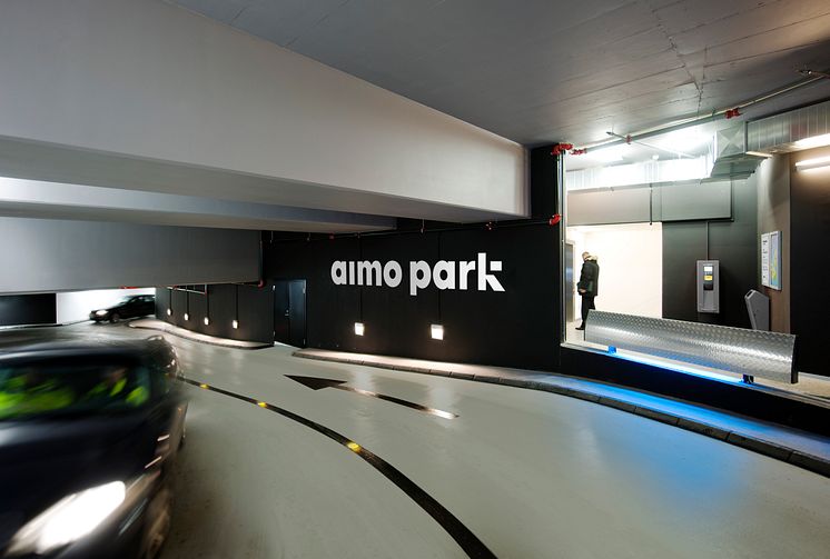 Aimo_Park_garage