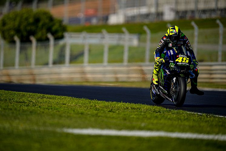 2020112301_005xx_MotoGP_Rd15_ロッシ選手_4000