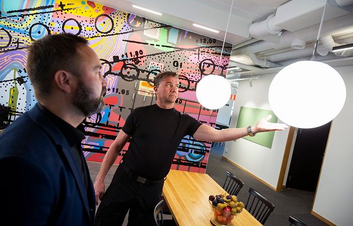 Patrick_Fagerli_Elektroskandia & AndersJohansson_Fastpartners_Armatur_GlobPärlan_