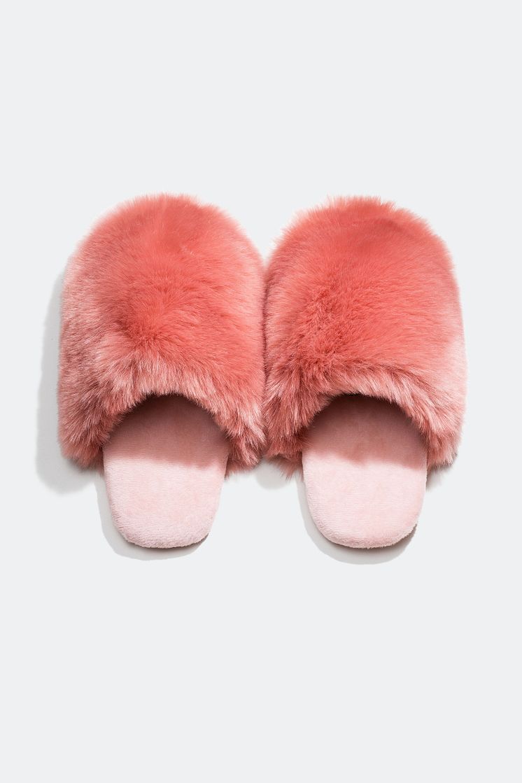 Fluffy Slippers