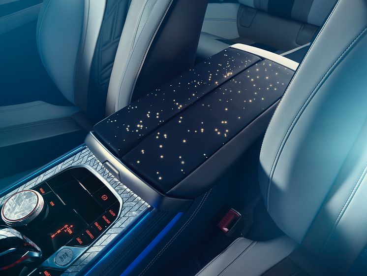 BMW Individual M850i «Night Sky»