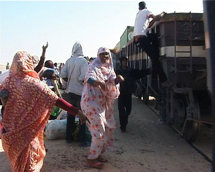 Ursula Biemann, 01_DESERT TRUCK TERMINAL, 02_DESERT RADIO DRONE, 03_INTERVIEW ADAWA, 07_IRON ORE TRAIN, 09_DEPORTATION PRISON LAAYOUNE ur Sahara Chronicle (2006-2007)