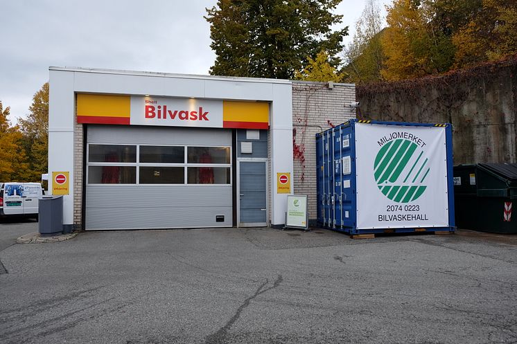 Shell Solbråveien i Asker - Norges første svanemerkede bilvaskehall