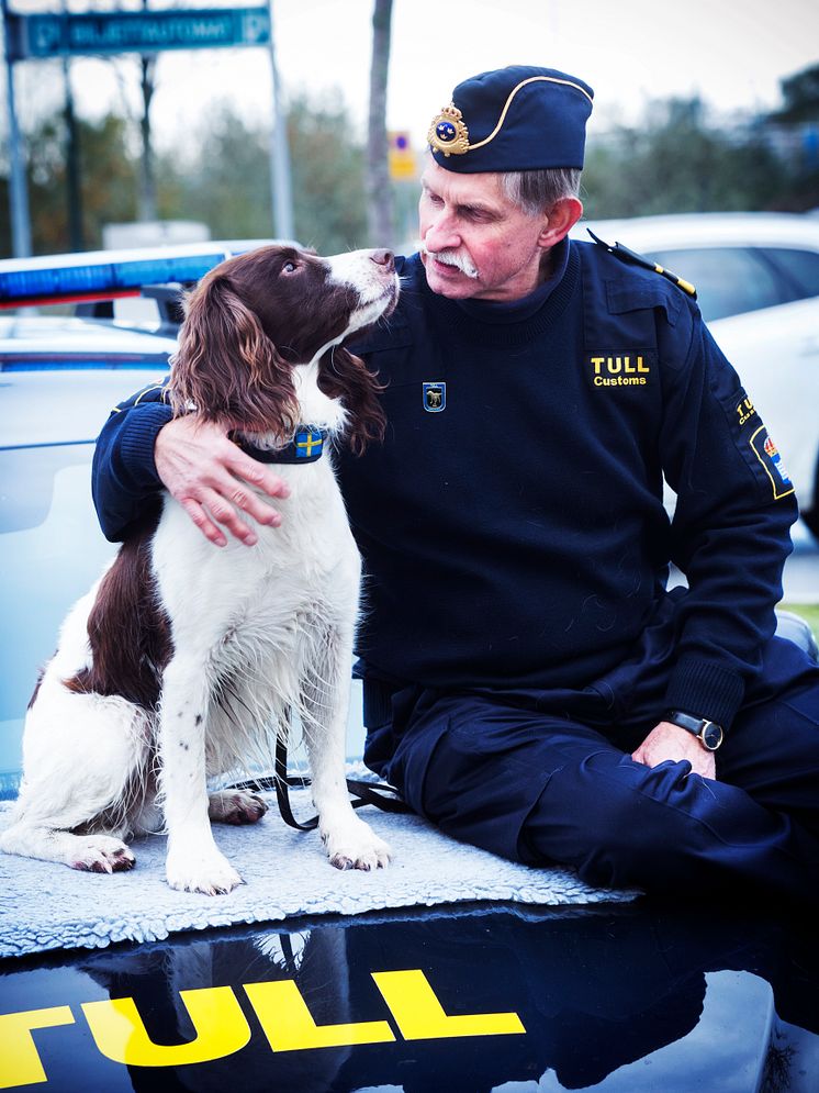 Årets narkotikasökhund 2016