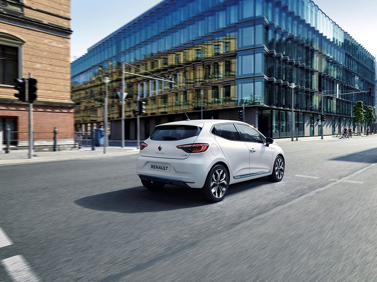 2020 - Nya Renault CLIO E-TECH