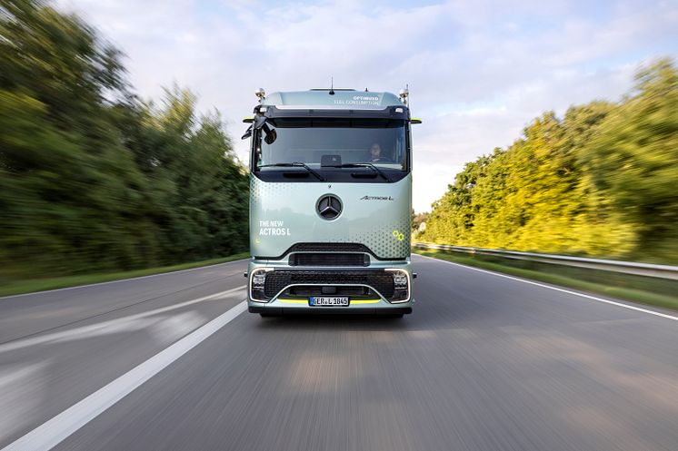 Nya Mercedes-Benz Actros L 2024 med ProCabin