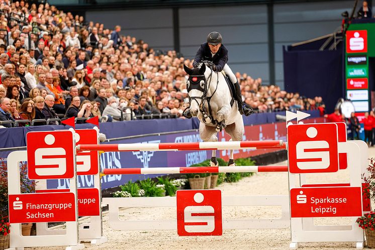 Gerrit Nieberg mit Pferd Blues D'Aveline CH - Foto Sportfotos-Lafrentz.de