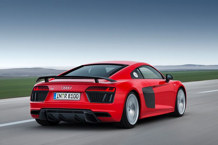 Audi R8 rear