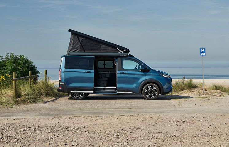 2024FordTransitNuggetActivePHEV_4_side.jpg